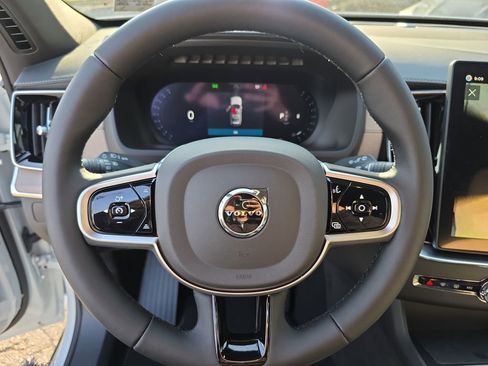 New 2026 Volvo XC90 B5 Plus w/ Protection Package Premier image 14