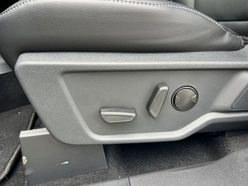 New 2025 Ford Bronco Outer Banks image 14