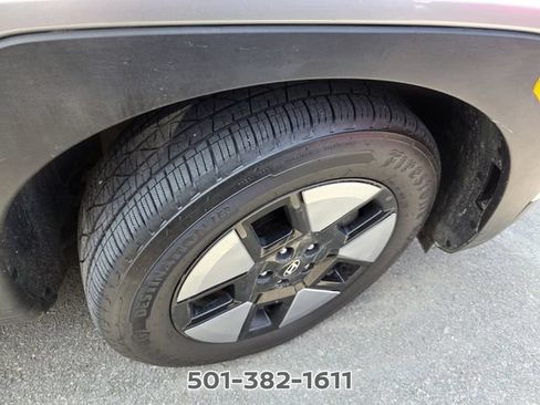 Used 2024 Hyundai Santa Fe SEL AWD/4WD image 8