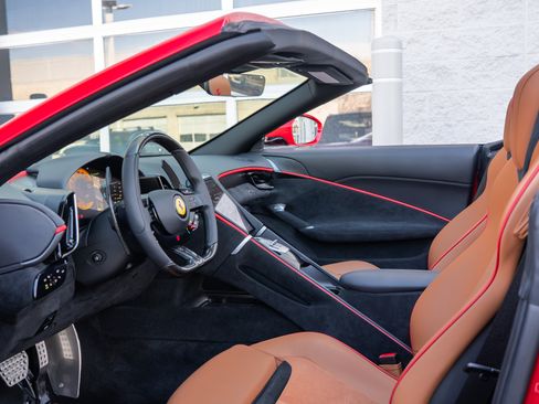 Used 2025 Ferrari Roma Spider image 20