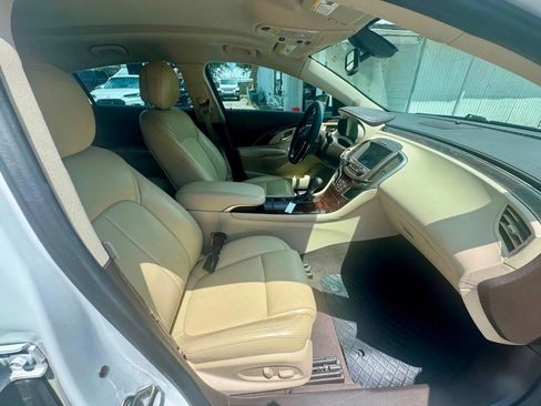 Used 2014 Buick LaCrosse Leather FWD image 15