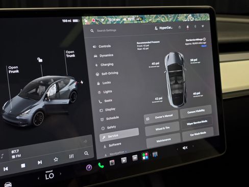 Used 2022 Tesla Model Y Performance AWD/4WD image 59