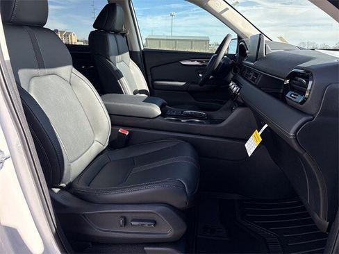 New 2025 Honda Pilot EX-L image 30