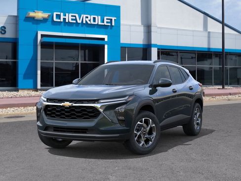 New 2026 Chevrolet Trax LT image 6