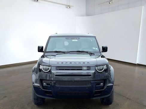 New 2026 Land Rover Defender 110 X-Dynamic SE AWD/4WD image 2
