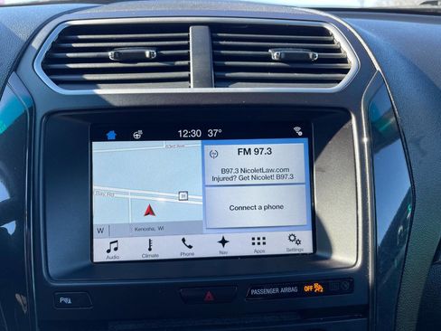 Used 2017 Ford Explorer XLT w/ Equipment Group 202A image 24