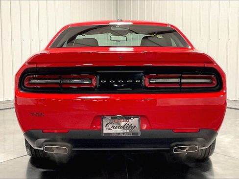 Used 2022 Dodge Challenger GT image 4