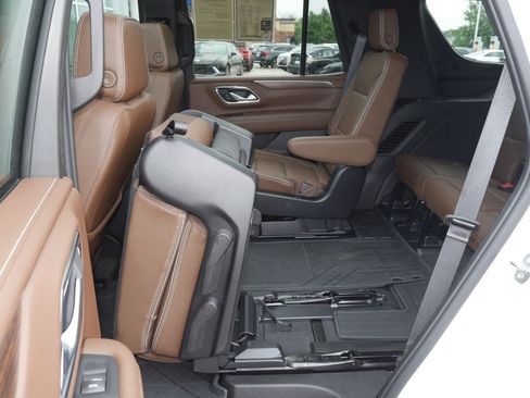 Used 2023 Chevrolet Tahoe High Country w/ Premium Package AWD/4WD image 30