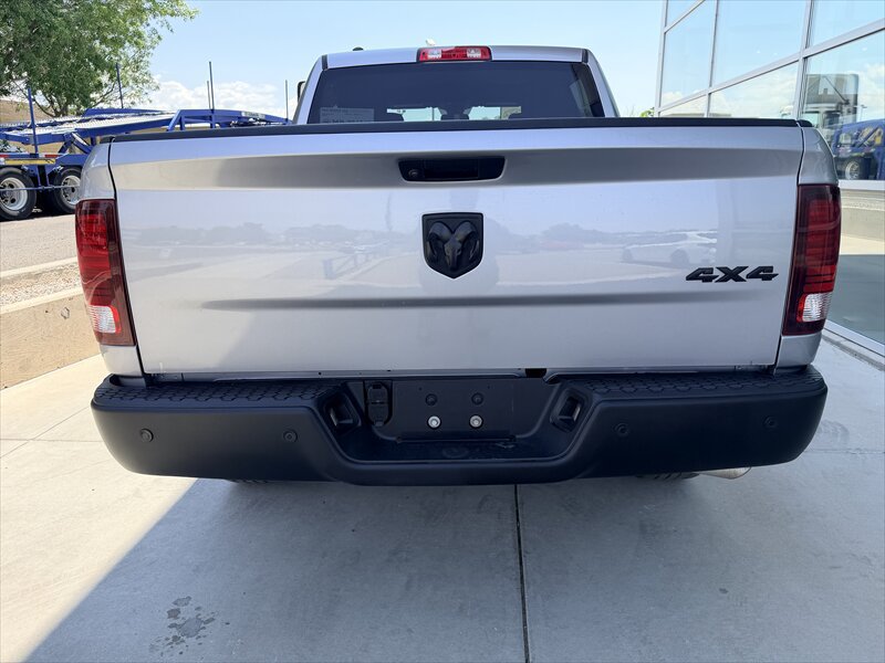 Used 2024 RAM 1500 Warlock AWD/4WD image 7