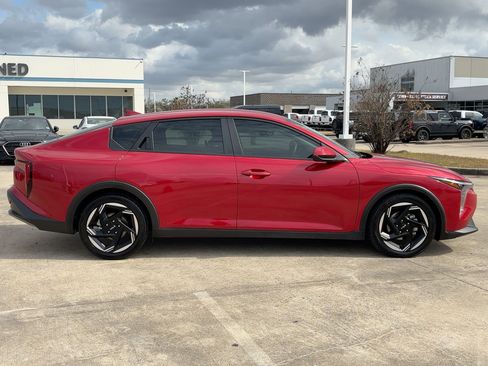 Used 2025 Kia K4 EX image 2