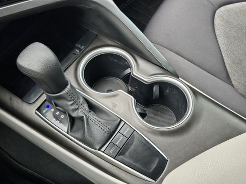 Used 2023 Toyota Camry LE image 15