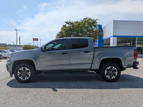 Used 2021 Chevrolet Colorado Z71 w/ Safety Package AWD/4WD image 5