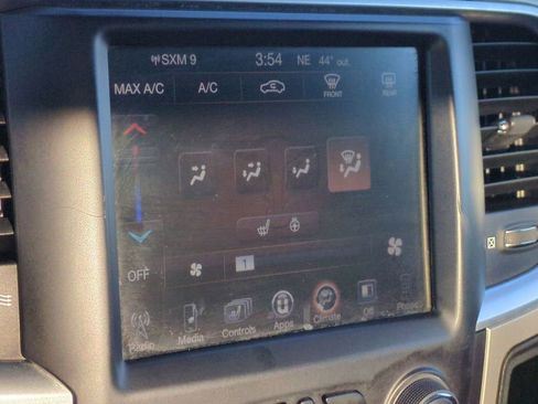 Used 2015 RAM 2500 Big Horn image 36