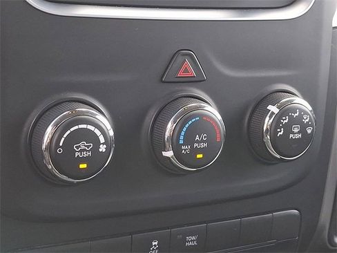 Used 2024 RAM 1500 Classic SLT image 11