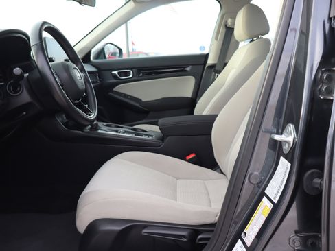 Used 2024 Honda Civic EX image 9