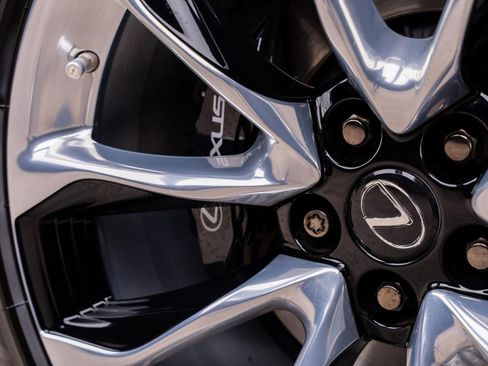 Used 2019 Lexus LC 500 Coupe w/ Sport Package image 6