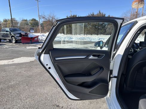 Used 2016 Audi A3 2.0T Premium image 28