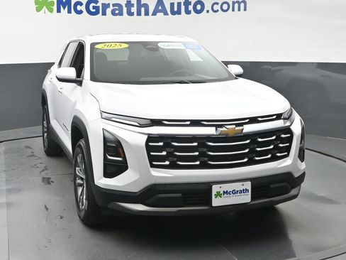 Used 2025 Chevrolet Equinox LT AWD/4WD image 5