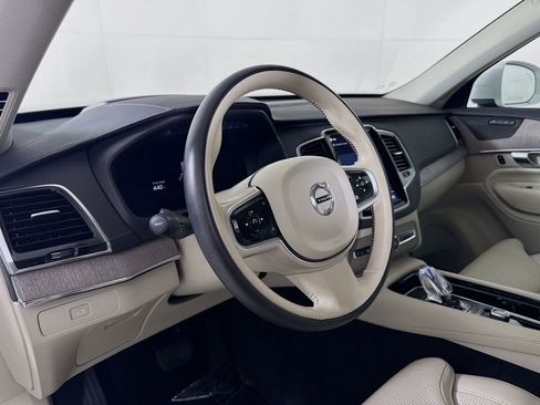 Used 2023 Volvo XC90 B6 Ultimate AWD/4WD image 4