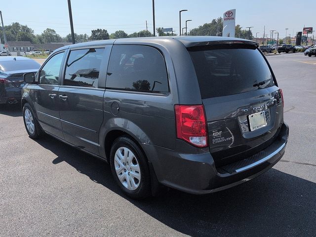 Used 2016 Dodge Grand Caravan SE w/ Quick Order Package 29E SE FWD image 5