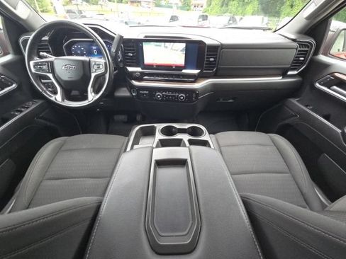 Used 2022 Chevrolet Silverado 1500 RST AWD/4WD image 34