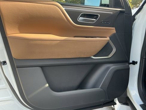 New 2026 INFINITI QX80 Luxe AWD/4WD image 18
