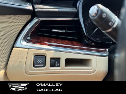 Used 2019 Cadillac XT5 Premium Luxury AWD/4WD image 18