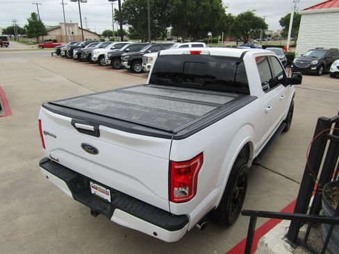 Used 2016 Ford F150 XLT w/ Equipment Group 302A Luxury AWD/4WD image 7