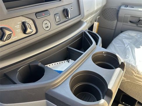New 2024 Ford E-450 and Econoline 450 Super Duty w/ Power Windows & Locks Group image 17