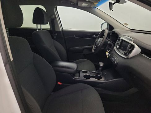 Used 2019 Kia Sorento AWD image 21