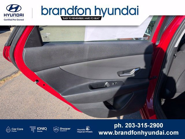 Used 2023 Hyundai Elantra SEL w/ Convenience Package FWD image 10