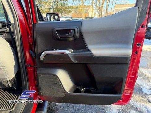 Used 2021 Toyota Tacoma SR5 image 26