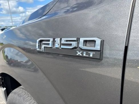 Used 2016 Ford F150 XLT w/ Equipment Group 302A Luxury AWD/4WD image 32