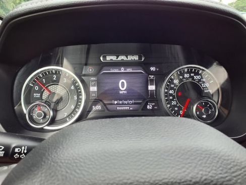 Used 2024 RAM 1500 Laramie RWD image 17