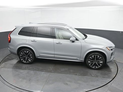 New 2026 Volvo XC90 T8 Ultra w/ Protection Package Premier AWD/4WD image 32