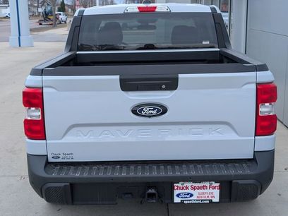 New 2025 Ford Maverick XLT w/ XLT Luxury Package