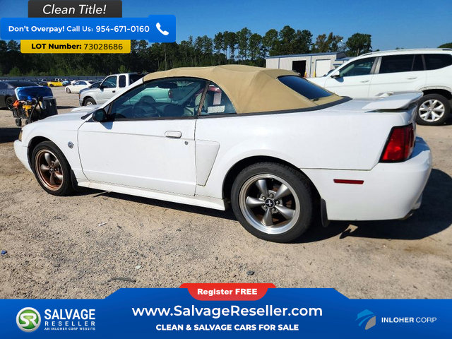 Used 2004 Ford Mustang GT RWD image 3