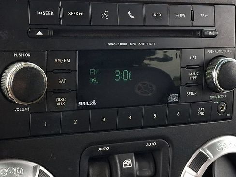 Used 2013 Jeep Wrangler Unlimited Sport AWD/4WD image 16