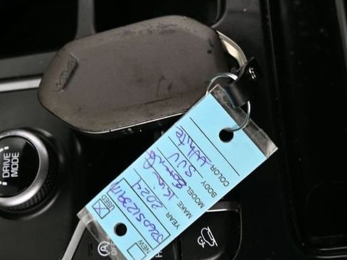 Used 2024 Kia Sorento S w/ Panoramic Sunroof Package FWD image 27