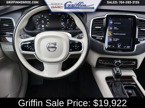 Used 2018 Volvo XC90 T6 Momentum w/ Convenience Package AWD/4WD image 21
