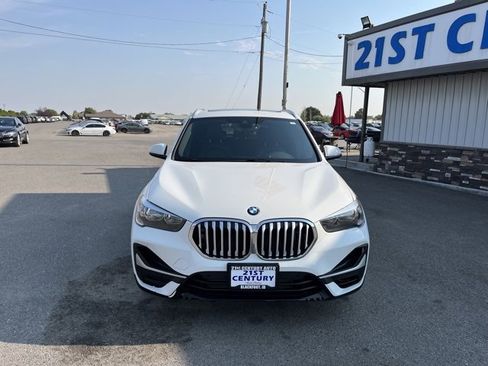 Used 2021 BMW X1 xDrive28i w/ Convenience Package image 3