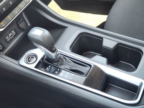 Used 2024 Nissan Sentra SV image 21