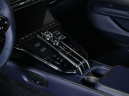 New 2026 Aston Martin V8 Vantage Coupe image 13