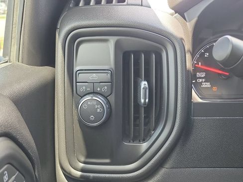 Used 2021 Chevrolet Silverado 1500 Custom RWD image 14