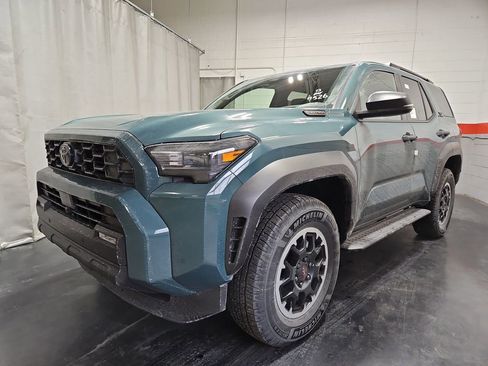 New 2025 Toyota 4Runner TRD Off-Road image 3