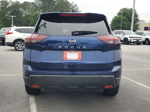 Used 2025 Nissan Rogue SV FWD image 5