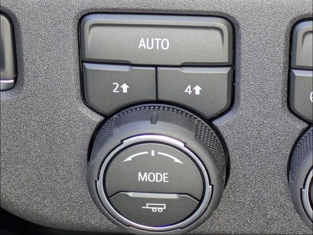 New 2026 Chevrolet Silverado 1500 RST w/ RST All Star Premium Package AWD/4WD image 9