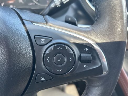 Used 2019 Buick LaCrosse Avenir w/ Driver Confidence Package II image 17