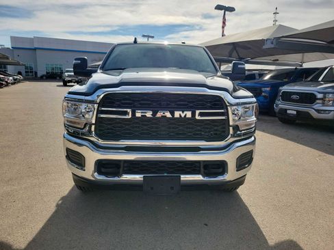 Used 2024 RAM 2500 Tradesman w/ Chrome Appearance Group image 6