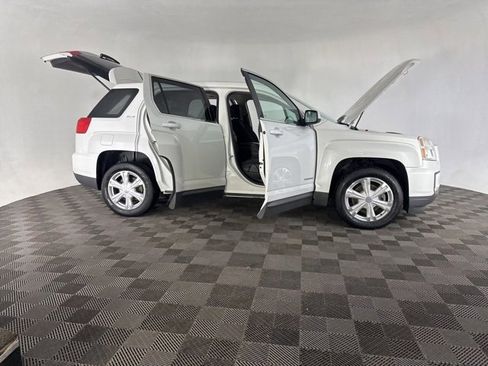 Used 2017 GMC Terrain SLE image 13